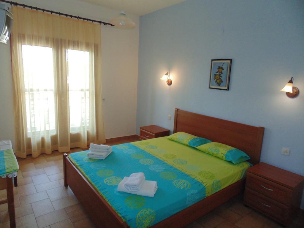 House Evristhenis 1 Apartment Toroni Bilik gambar